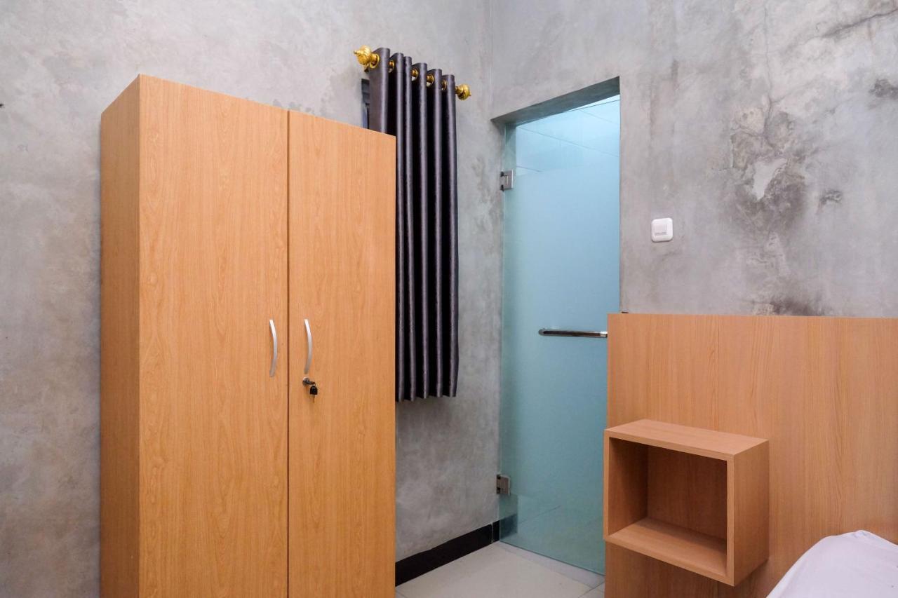 Urbanview Hotel Syariah Artamara Tegal By Reddoorz Εξωτερικό φωτογραφία