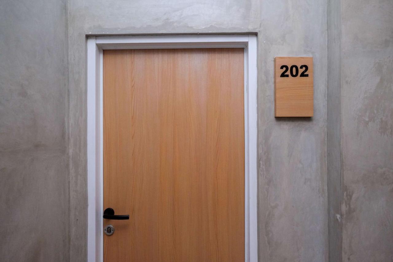 Urbanview Hotel Syariah Artamara Tegal By Reddoorz Εξωτερικό φωτογραφία