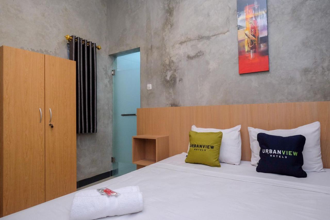 Urbanview Hotel Syariah Artamara Tegal By Reddoorz Εξωτερικό φωτογραφία